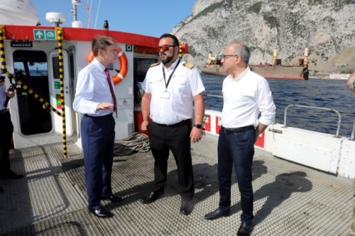 Minister for the Port and HE the Governor on OS35 site visit